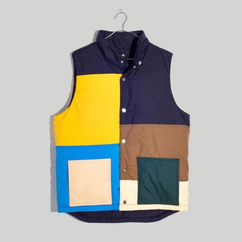 KULE Chandler Vest Patchwork Colorblock Puffer Vest
Size S Reversible Navy